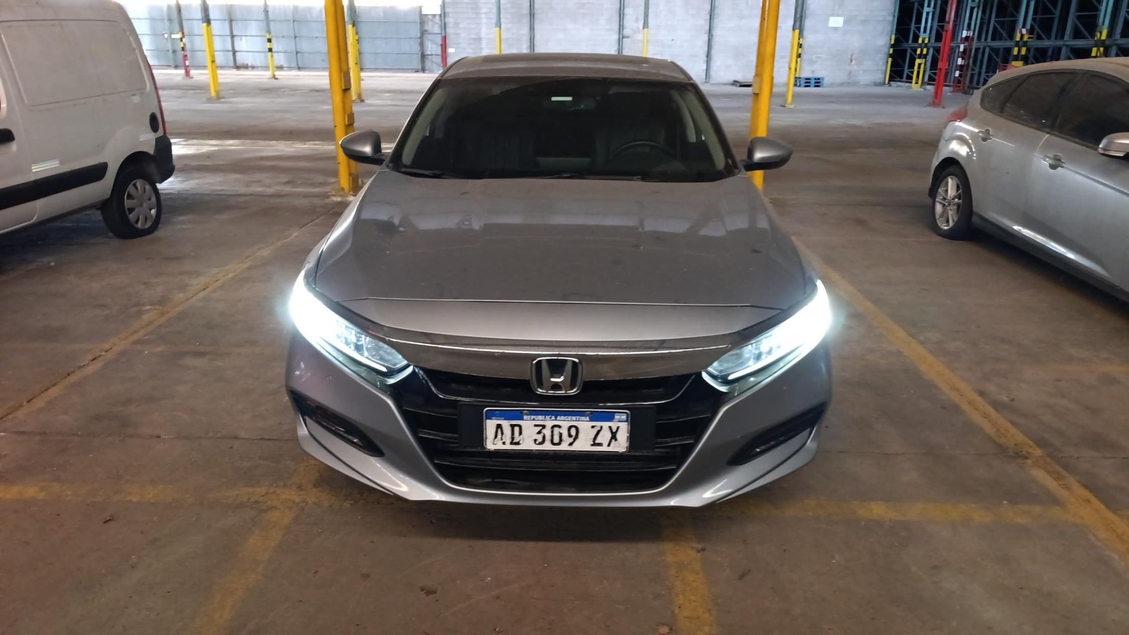 HONDA SEDAN 4 PUERTAS ACCORD EXT 2.0T, Año 2019. DOM: AD309ZX. Ubicación: Bancalari, provincia de Buenos Aires