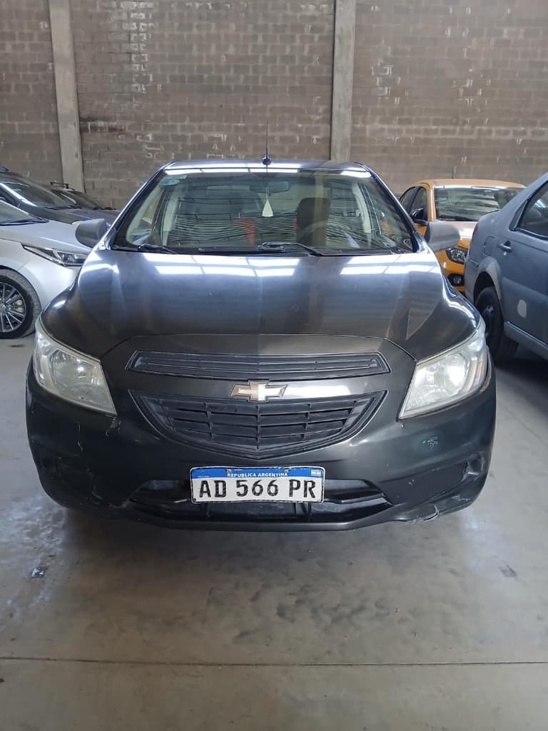 CHEVROLET  SEDAN 4 PUERTAS  PRISMA JOY 4P 1.4N LS MT, Año 2019. DOM: AD566PR. Ubicación: San Miguel de Tucumán, provincia de Tucumán
