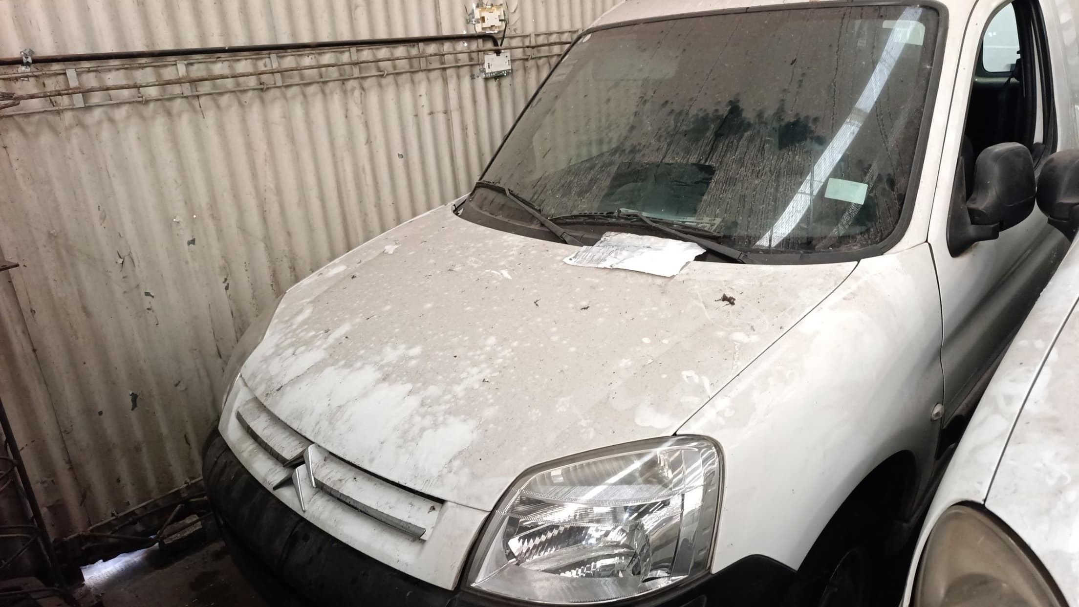 PEUGEOT FURGON BERLINGO 1.6 HDI BUSINESS , Año 2015. DOM: OTH778. Ubicación: San martin, provincia de Buenos Aires