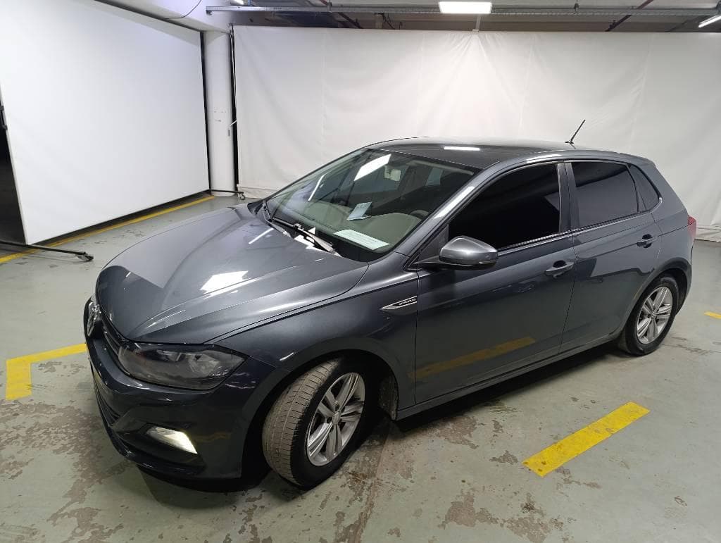 VOLKSWAGEN SEDAN 5 PUERTAS POLO COMFORTLINE 1.6 MSI 110CV, Año 2018. DOM: AC609DC. Ubicación: Playa San Fernando, provincia de Buenos Aires