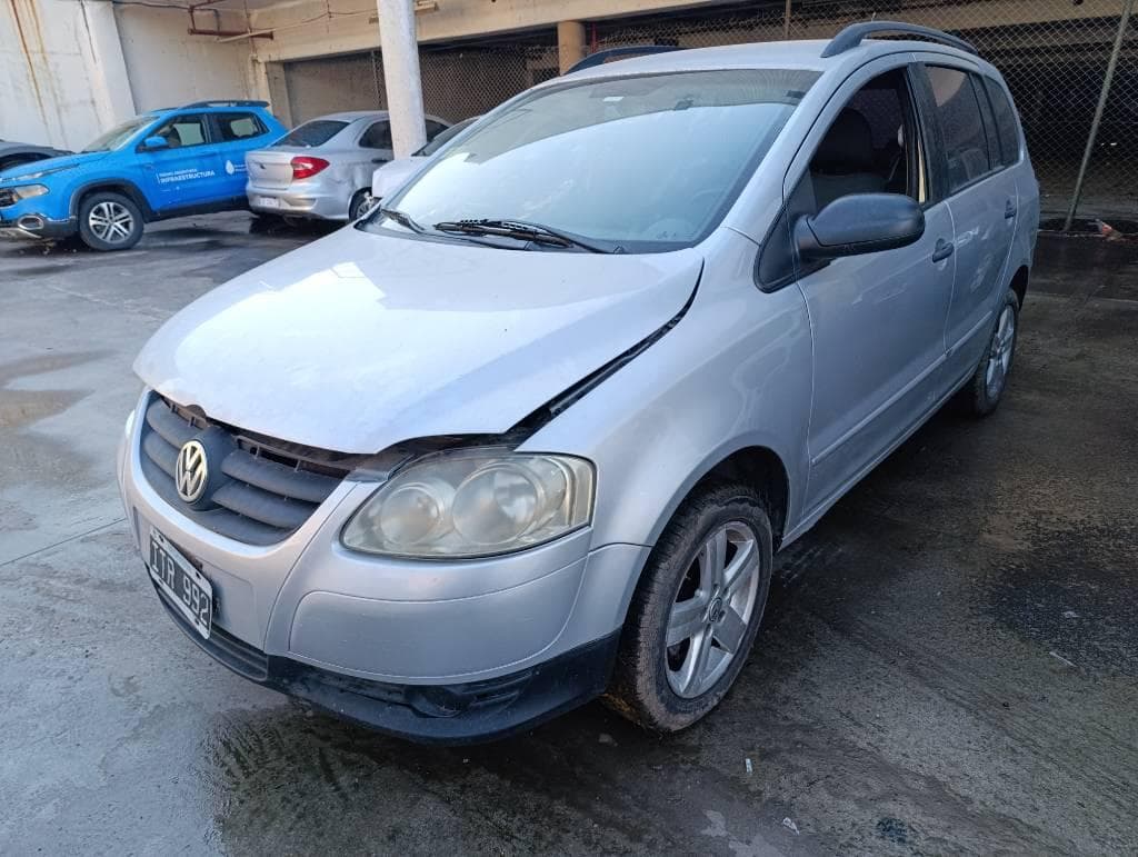 VOLKSWAGEN SEDAN 5 PTAS SURAN 90B, Año 2010. DOM: ITR992. Ubicación: San Fernando, provincia de Buenos Aires