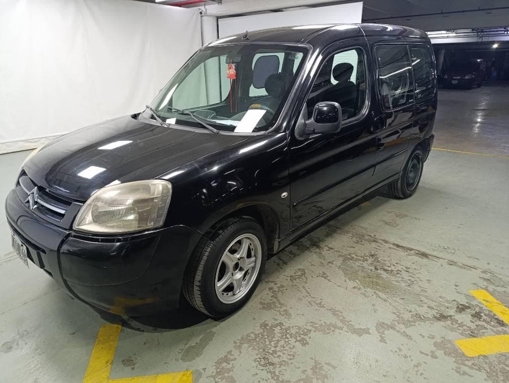 CITROEN SEDAN 5 PUERTAS BERLINGO MULTISPACE 1.6L SX AM53, Año 2012. DOM: LOD442. Ubicación: San Fernando, provincia de Buenos Aires
