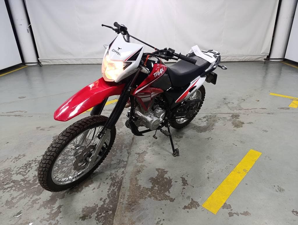 CORVEN MOTOCICLETA TRIAX 250 TXR X, Año 2025. DOM: A250GDK. Ubicación: Playa San Fernando, provincia de Buenos Aires