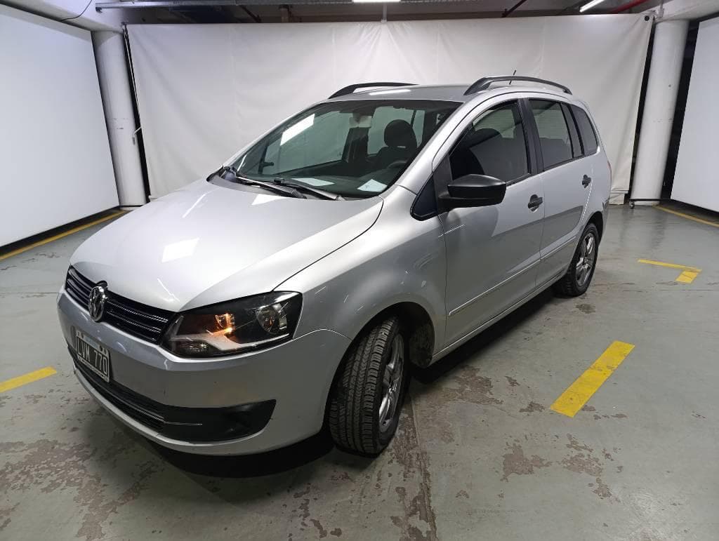 VOLKSWAGEN SEDAN 5 PUERTAS SURAN 1.6L 5D 700, Año 2012. DOM: LVM770. Ubicación: San Fernando, provincia de Buenos Aires