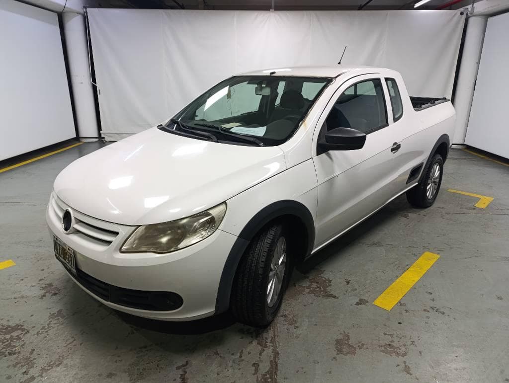 VOLKSWAGEN PICK-UP CABINA Y MEDIA SAVEIRO 1.6, Año 2012. DOM: LYQ331. Ubicación: San Fernando, provincia de Buenos Aires