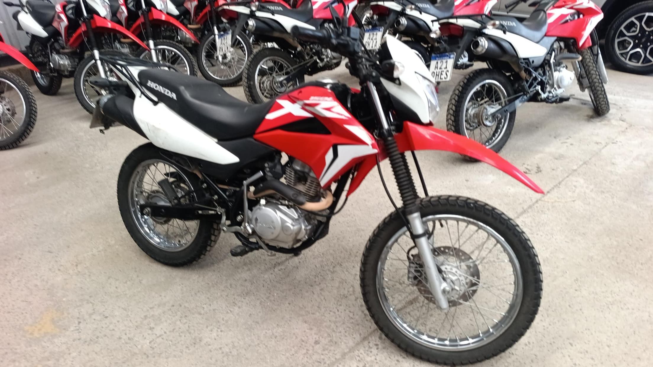 HONDA MOTOCICLETA XR 150 L, Año 2024. DOM: A219HEX. Ubicación: VICTORIA, provincia de Buenos Aires