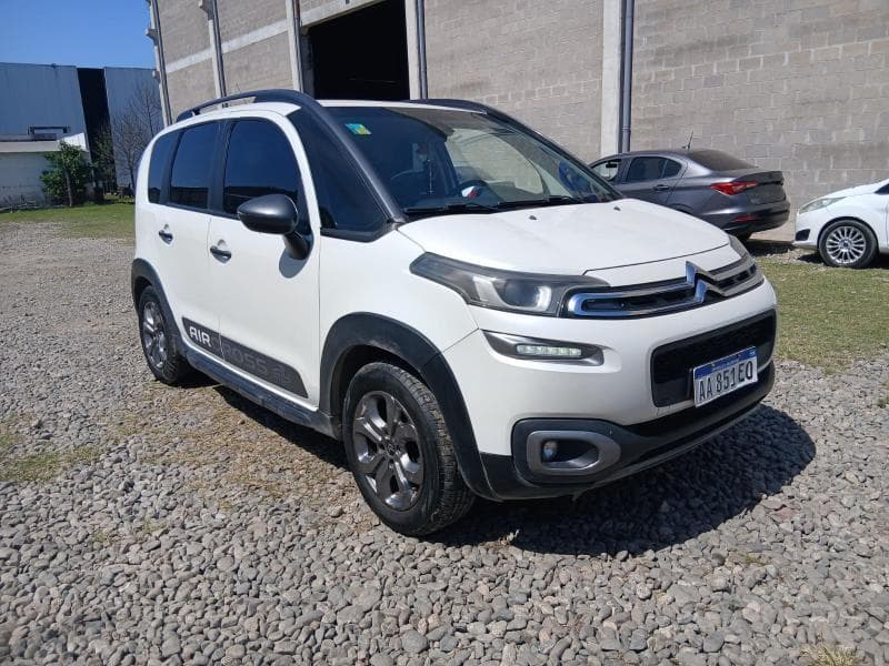 CITROEN RURAL 5 PUERTAS C3 AIRCROSS 115 SHINE, Año 2017. DOM: AA851EO. Ubicación: San Miguel de Tucumán, provincia de Tucumán