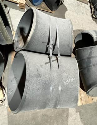 Cañería 24" + accesorios, Cantidad: 1385 metros aprox, Condición: sin uso. LOC: Allen y Beltran, provincia de Río Negro
