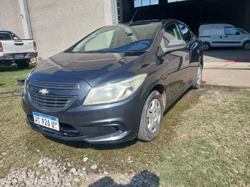 CHEVROLET  SEDAN 4 PUERTAS  PRISMA JOY 4P 1.4 N L5 MT + , Año 2018. DOM: AC926UY. Ubicación: San Miguel de Tucumán, provincia de Tucumán