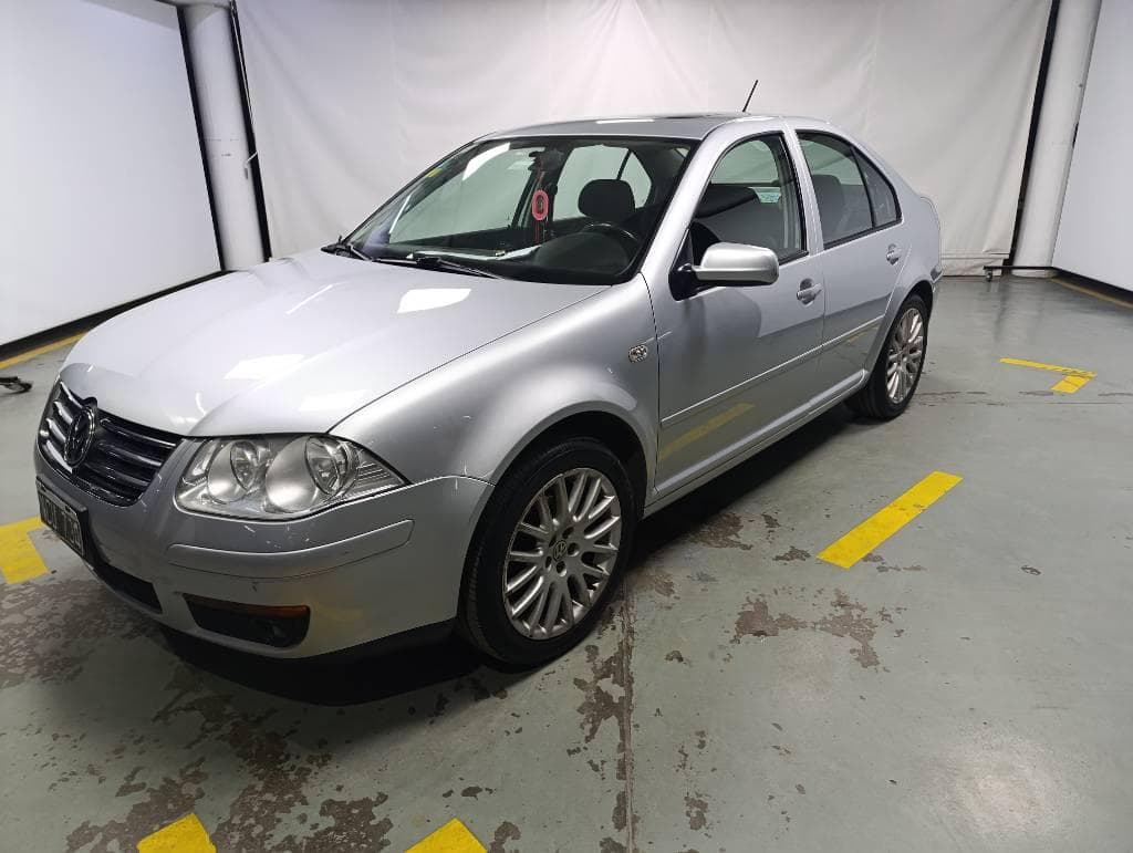 VOLKSWAGEN SEDAN 4 PUERTAS BORA 1.8T, Año 2013. DOM: NCU734. Ubicación: Playa San Fernando, provincia de Buenos Aires