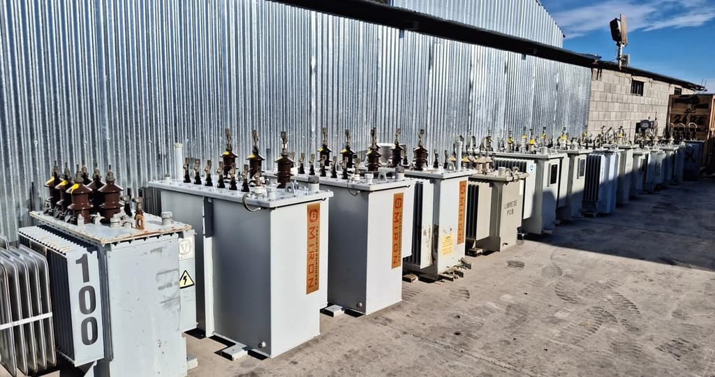 Transformadores y tableros, Cantidad: 32 unidades, Condición: rezago. LOC: Zonas varias, Argentina.