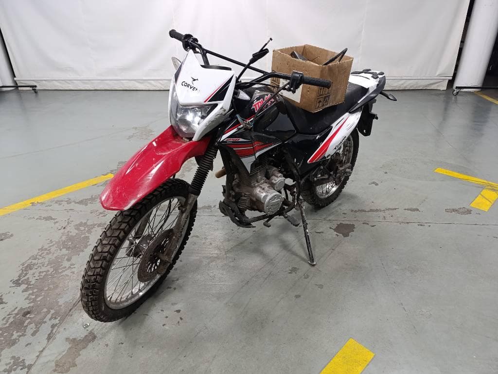 CORVEN MOTOCICLETA TRIAX 250, Año 2025. DOM: A237ZGV. Ubicación: Guarda Vehicular San Fernando, provincia de Buenos Aires