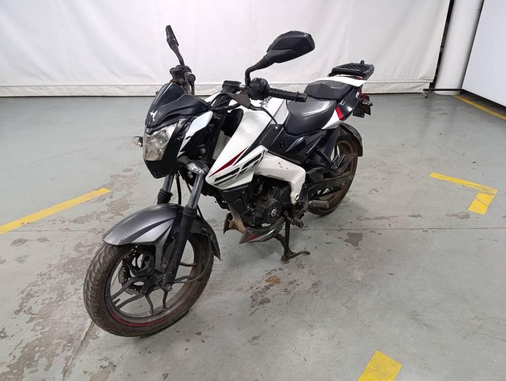 BAJAJ MOTOCICLETA ROUSER 200, Año 2023. DOM: A198FRG. Ubicación: San Fernando, provincia de Buenos Aires