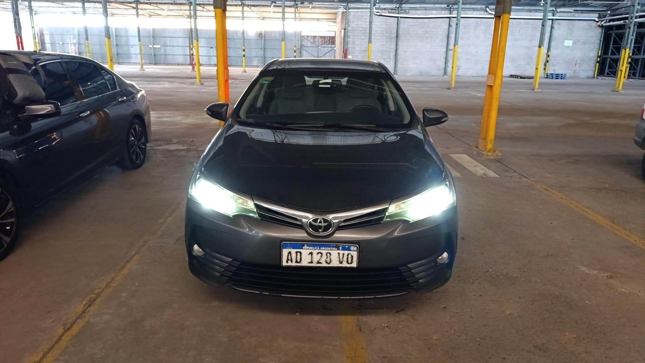 TOYOTA SEDAN 4 PUERTAS COROLLA XEI 1.8 CVT, Año 2018. DOM: AD128VO. Ubicación: Bancalari, provincia de Buenos Aires