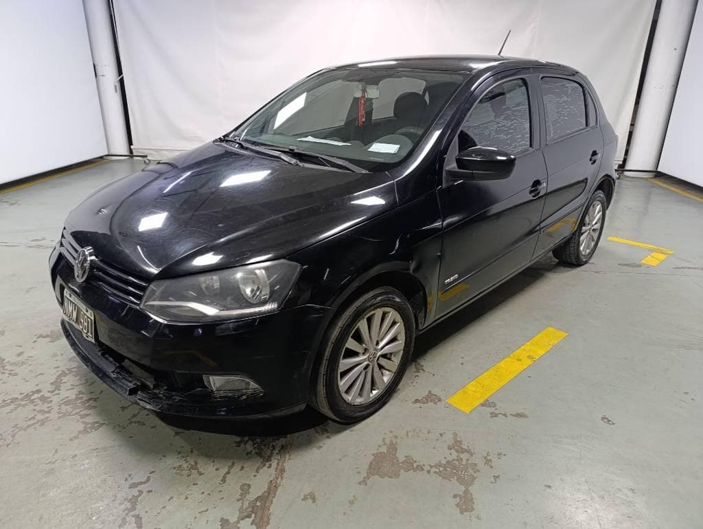 VOLKSWAGEN SEDAN 5 PUERTAS GOL TREND 1.6 GP, Año 2014. DOM: NMW981. Ubicación: San Fernando, provincia de Buenos Aires