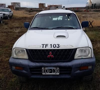 MITSUBISHI PICK UP L200 (CABINA DOBLE), Año 2003. DOM: ECU130. Ubicación: Planta Cruz del Sur, Rio Grande, provincia de Tierra del Fuego