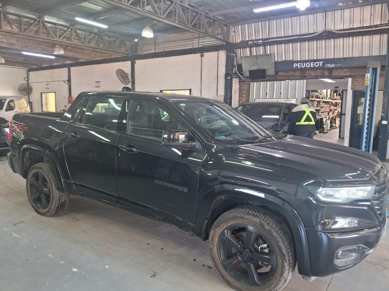 RAM PICK-UP CABINA DOBLE RAMPAGE R/T 2.0L GME AT9 4X4, Año 2024. DOM: AG440AB. Ubicación: El Palomar, provincia de Buenos Aires