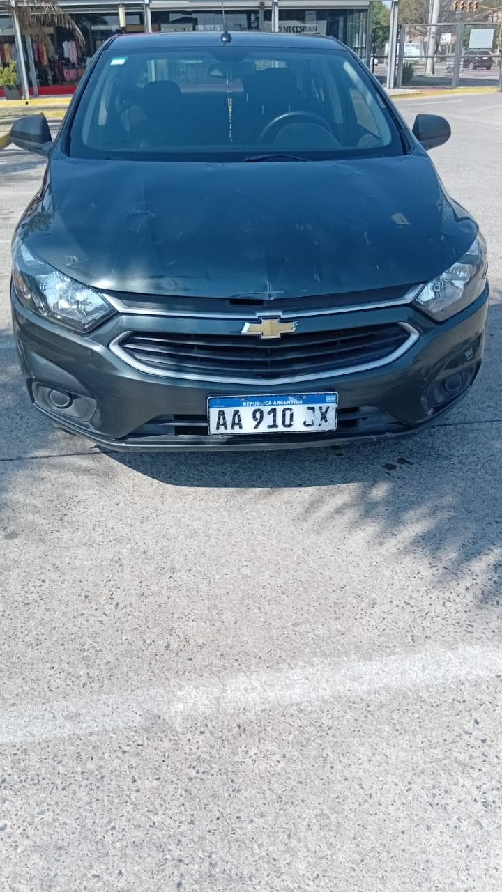 CHEVROLET SEDAN 4 PUERTAS PRISMA 1.4 N LT, Año 2017. DOM: AA910JX. Ubicación: Córdoba, provincia de Córdoba
