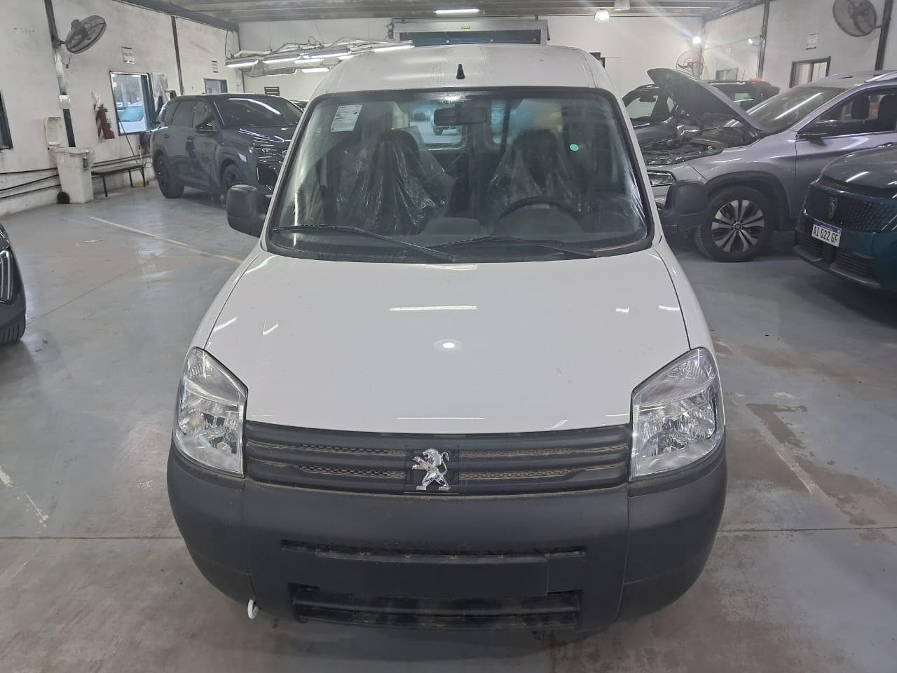 PEUGEOT FURGÓN Partner Confort 1.6 HDI 92 AM22.5, Año 2026. VIN: TG547765. Ubicación: El Palomar, provincia de Buenos Aires