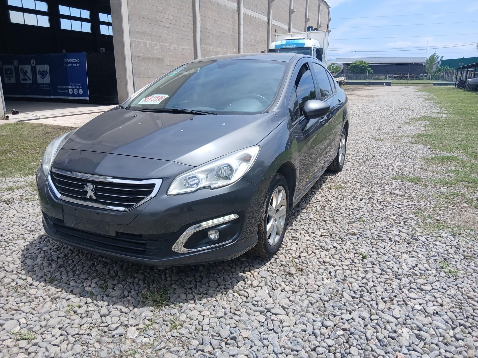 PEUGEOT SEDAN 4 PUERTAS 408 ALLURE 2.0, Año 2016. DOM: PLH853. Ubicación: Playa San Miguel de Tucumán, provincia de Tucumán