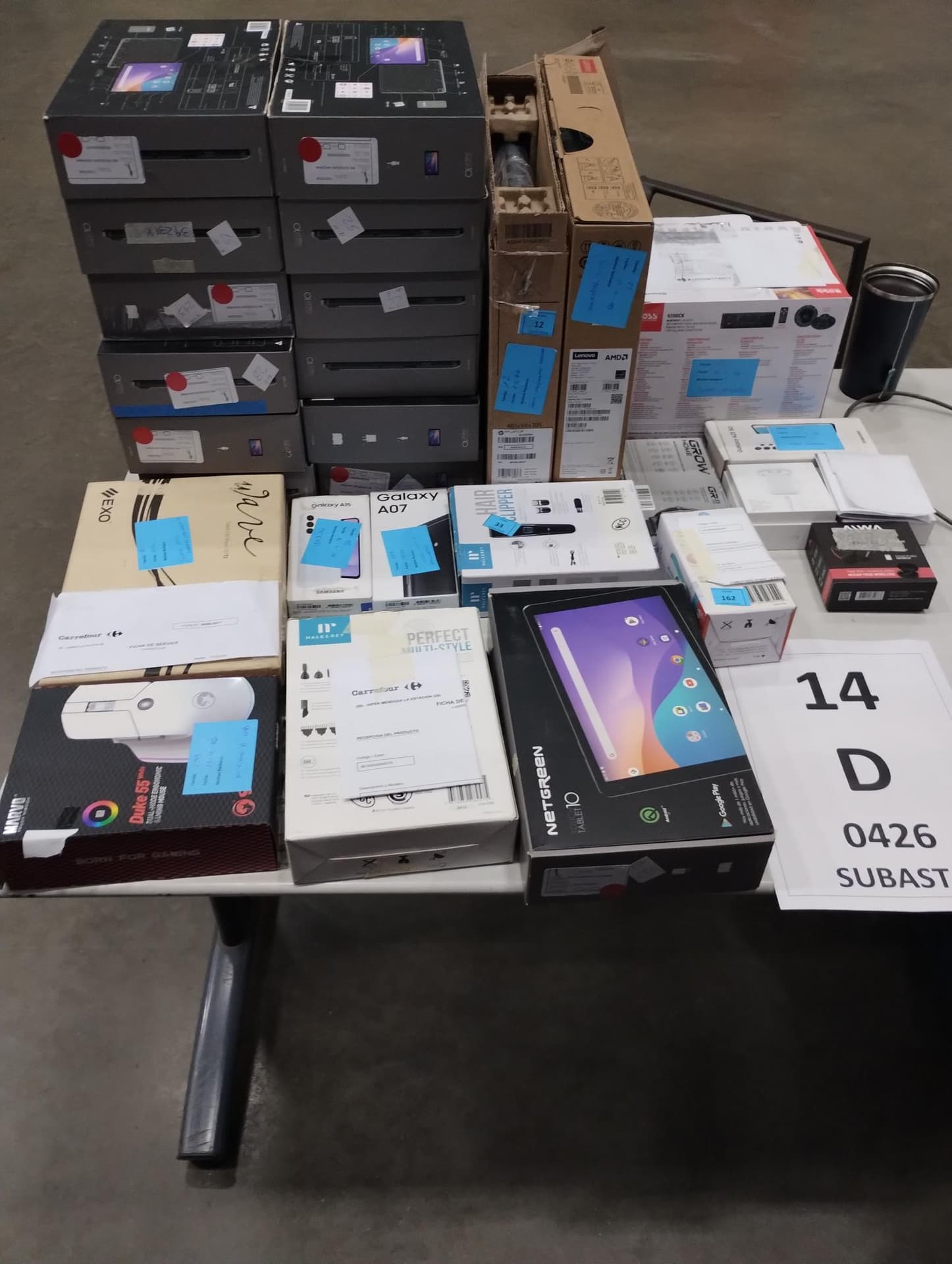 NOTEBOOK, CELULARES, AURICULARES Y MÁS varias, Cantidad: 28 Unidades, Condición: rezago/residuo/desecho. LOC: Tortuguitas, provincia de Buenos Aires