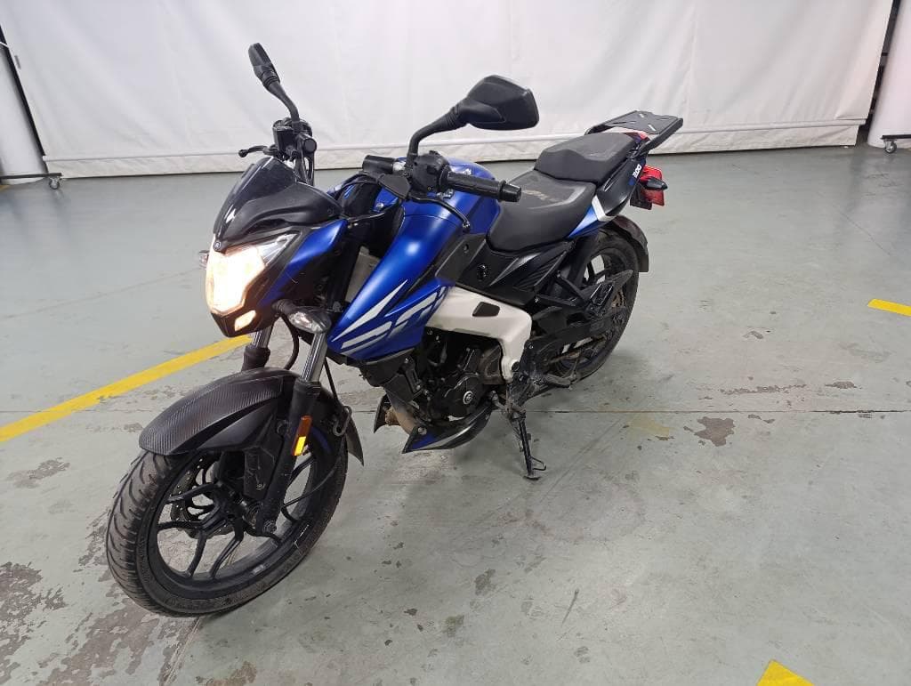 BAJAJ MOTOCICLETA ROUSER 200, Año 2024. DOM: A214IKN. Ubicación: San Fernando, provincia de Buenos Aires