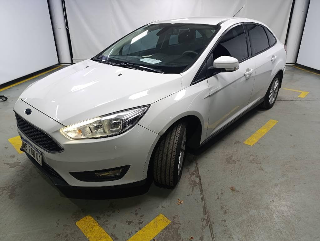 FORD SEDAN 4 PUERTAS FOCUS 4P 1.6L N MT S, Año 2017. DOM: AB700QA. Ubicación: San Fernando, provincia de Buenos Aires