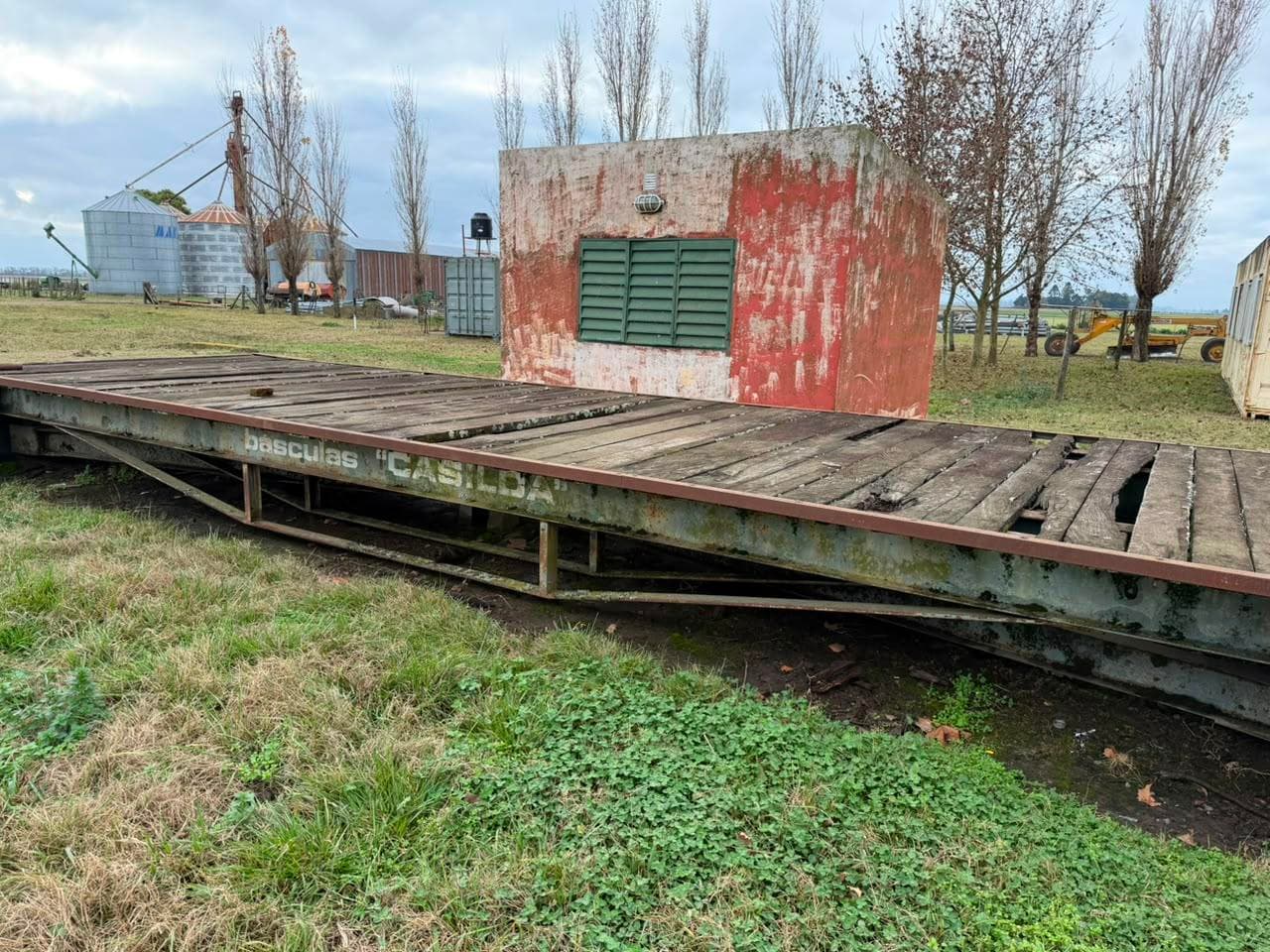 LOTE DE HERRAMIENTAS VARIOS, Cantidad: 1 Lote, Condición: usado, con posibles faltantes. LOC: SALTO, provincia de Buenos Aires