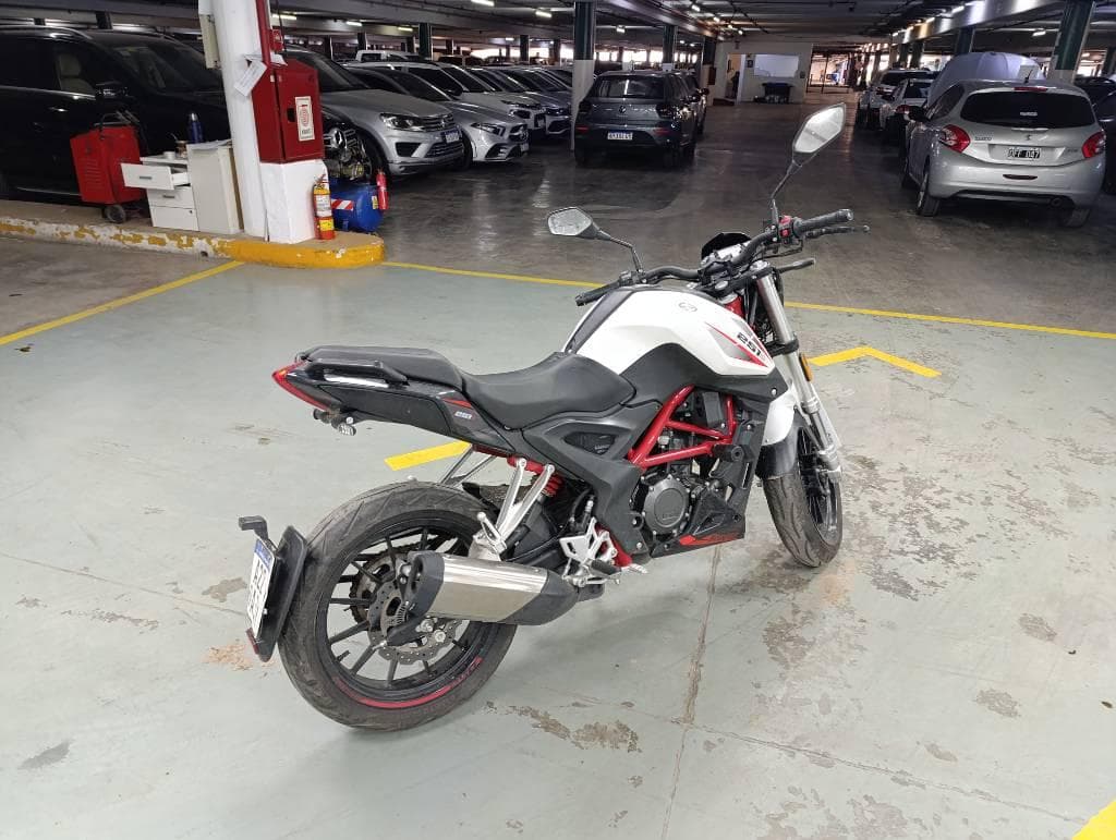 BENELLI MOTOCICLETA 251 S, Año 2025. DOM: A229AJX. Ubicación: San Fernando, provincia de Buenos Aires
