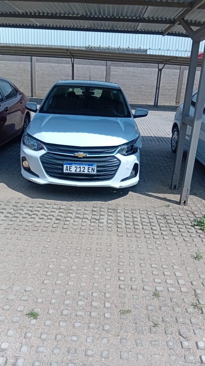 CHEVROLET SEDAN 5 PUERTAS ONIX 1.2 LT MT TECH, Año 2020. DOM: AE212EN. Ubicación: Córdoba, provincia de Córdoba