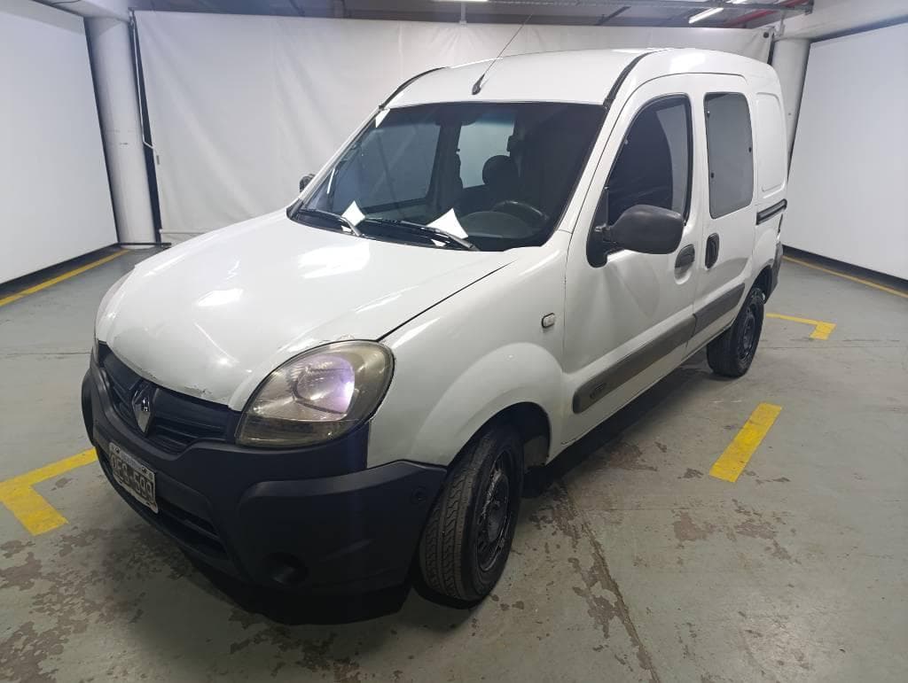 RENAULT FURGON KANGOO PH3 CONFORT 1.6 5 ASIENTOS 2P, Año 2014. DOM: OES599. Ubicación: San Fernando, provincia de Buenos Aires