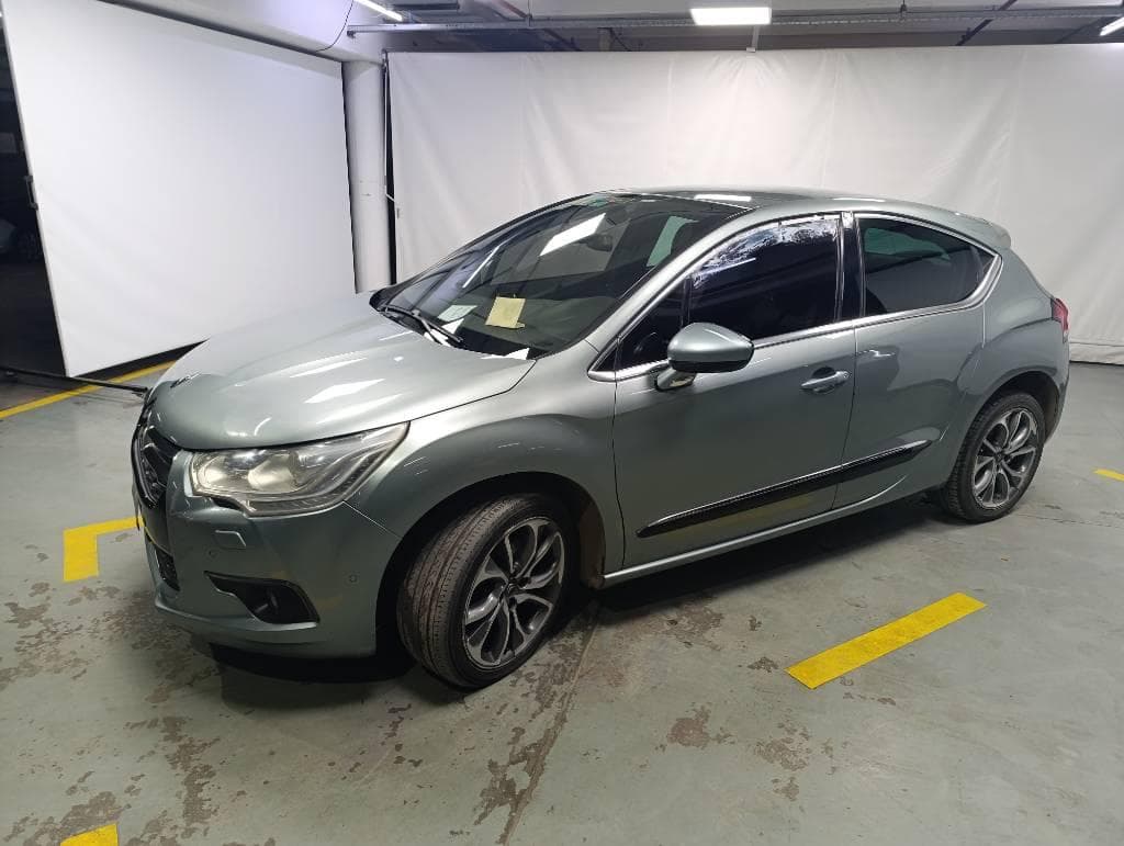 CITROEN SEDAN 5 PUERTAS DS4 1.6I TURBO SO CHIC, Año 2012. DOM: LIB440. Ubicación: San Fernando, provincia de Buenos Aires