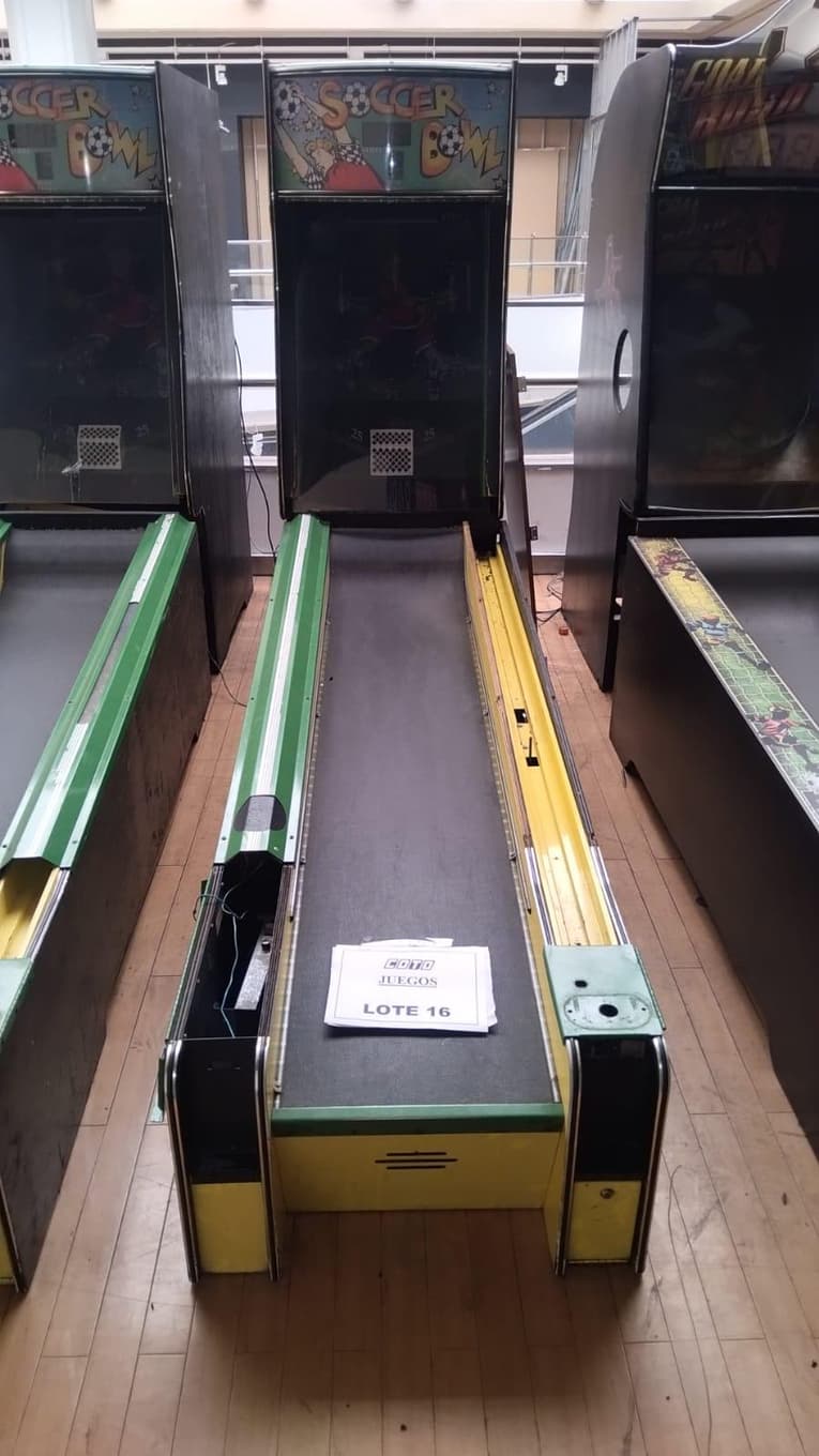 Juego electromecánico Soccer Bowl, Cantidad: 1 unidad, Condición: usado. LOC: Ciudad Autónoma de Buenos Aires
