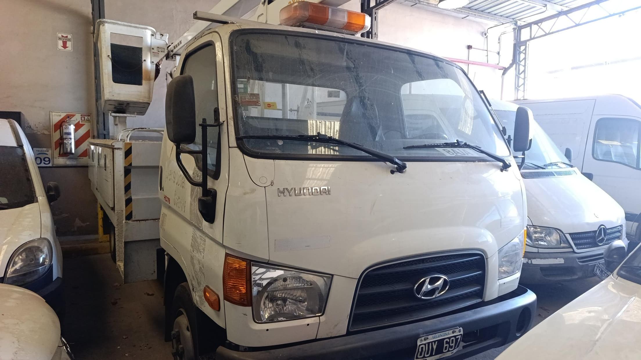 HYUNDAI CHASIS C/CABINA HD78, Año 2015. DOM: OUY697. Ubicación: San Isidro, provincia de Buenos Aires