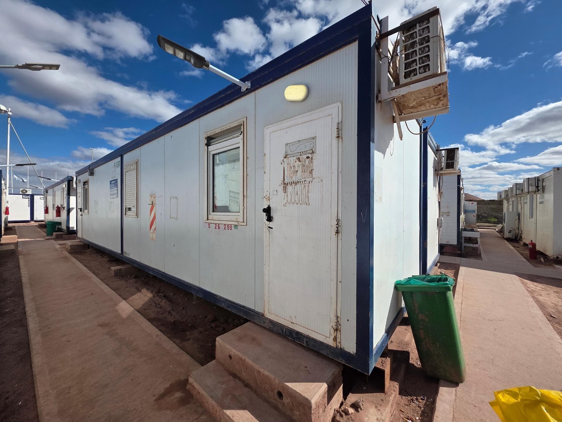 Trailer oficina ECOSAN HM-P-1200, Cantidad: 1 unidad, Condición: usado. LOC: Neuquén, provincia de Neuquén