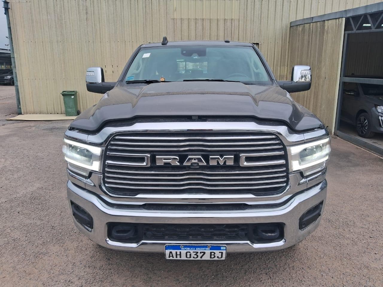 RAM PICK-UP CABINA DOBLE RAM 2500 6.7L LARAMIE 4X4, Año 2025. DOM: AH037BJ. Ubicación: El Palomar, provincia de Buenos Aires