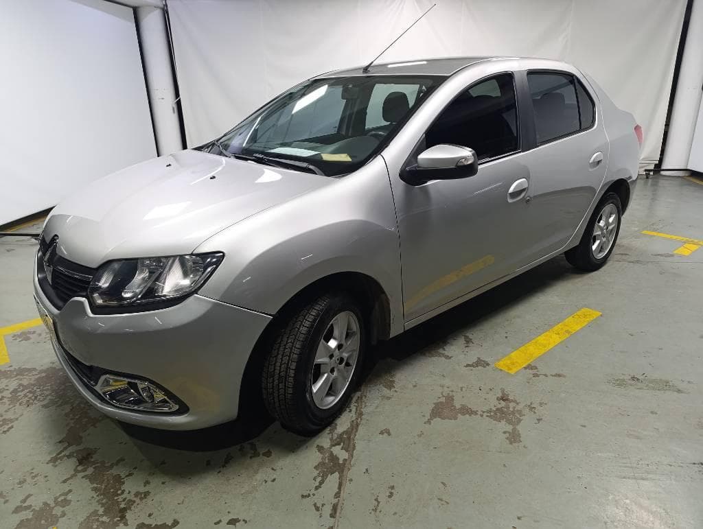 RENAULT SEDAN 4 PUERTAS NUEVO LOGAN PRIVILEGE 1.6 16V, Año 2019. DOM: AD676PH. Ubicación: Guarda Vehicular San Fernando, provincia de Buenos Aires