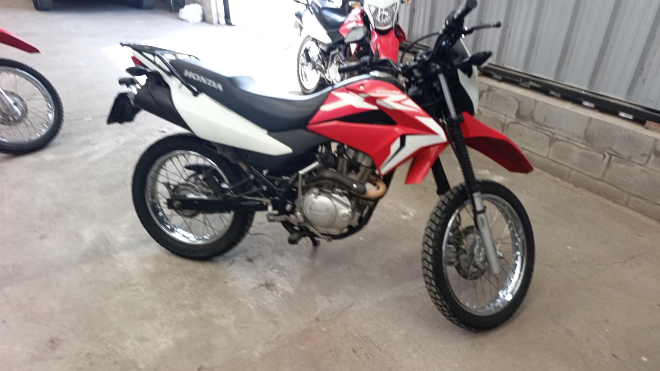 HONDA MOTOCICLETA XR 150 L, Año 2024. DOM: A219HEO. Ubicación: VICTORIA, provincia de Buenos Aires