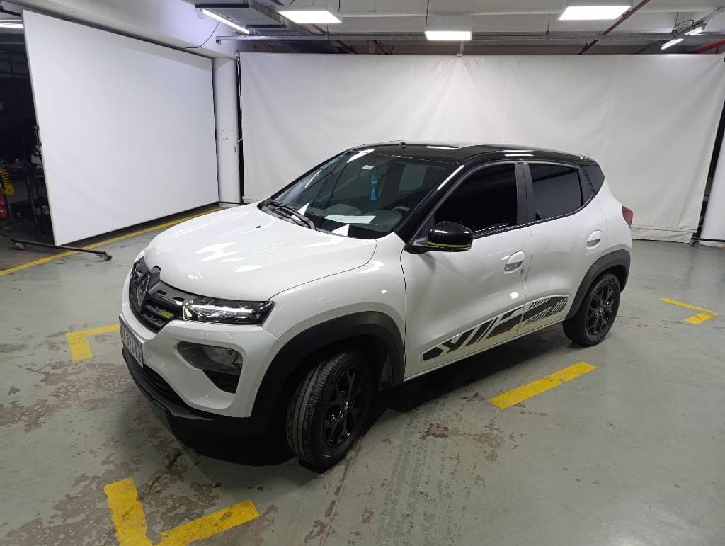 RENAULT  KWID ICONIC BITONO 1.0, Año 2026. DOM: AI024PJ. Ubicación: San Fernando, provincia de Buenos Aires