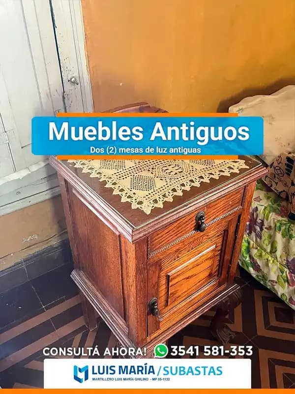 DOS MESAS DE LUZ ESTILO CLASICO