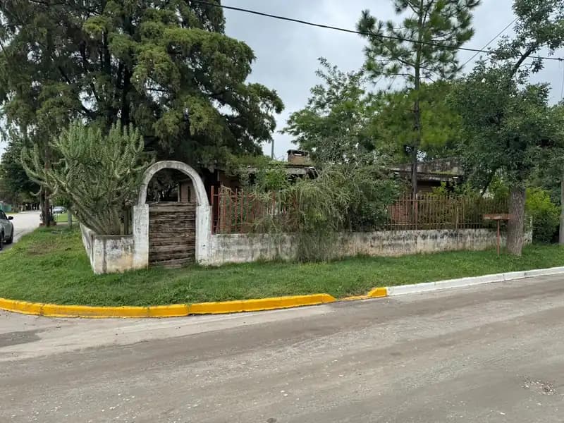 INM. EN VILLA PARQUE SANTA ANA – 490 M2 - 3 DORM