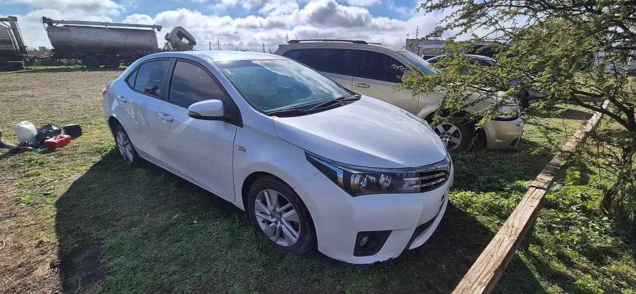 Toyota Corolla XEI Pack 1,8 CVT año 2015
