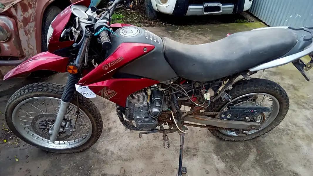 L9 ZANELLA ZR 250 AÑO 2018
