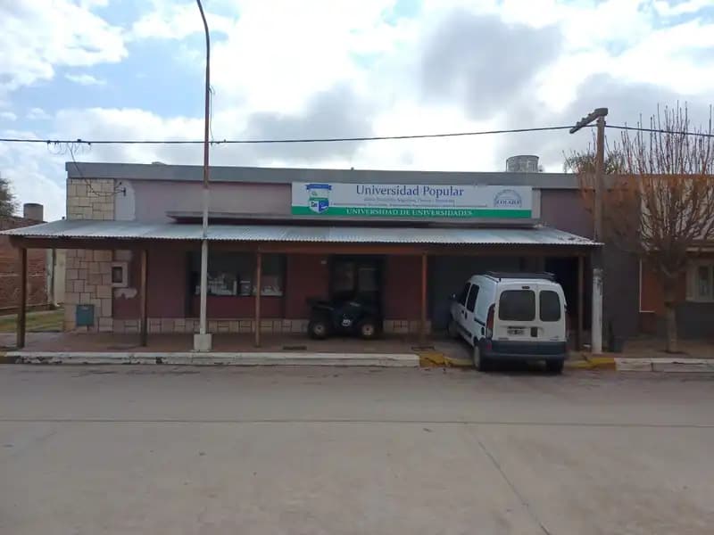 DERECHOS Y ACCIONES 50%INMUEBLE  LOCALIDAD COLAZO
