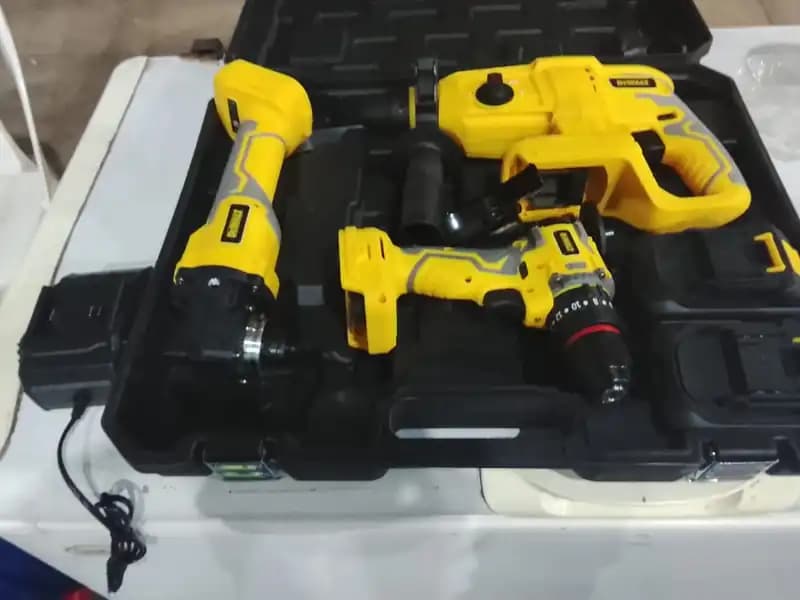 KIT DE 3 HERRAMIENTAS INALAMBRICAS