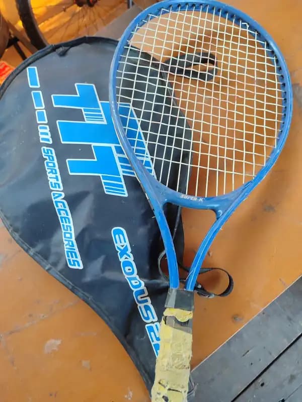 RAQUETA DE TENNIS