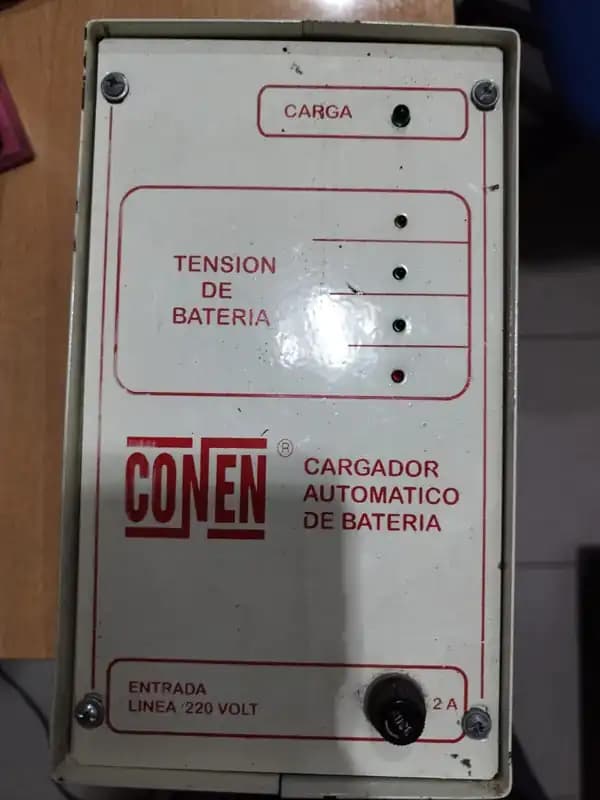 CARGADOR AUTOMÁTICO CONEN 12V 10AH