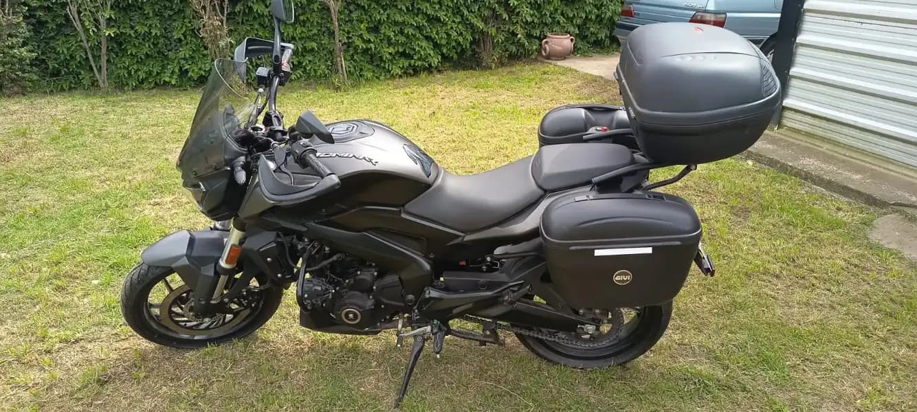 BAJAJ - DOMINAR D 400 (2021)