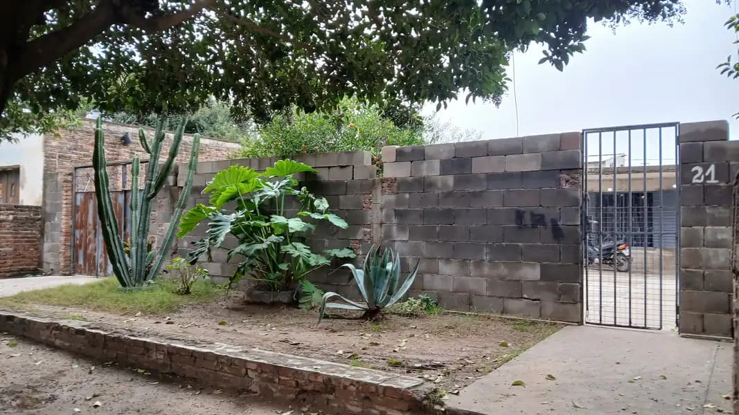 CASA 2 HABITACIONES JUAREZ CELMAN