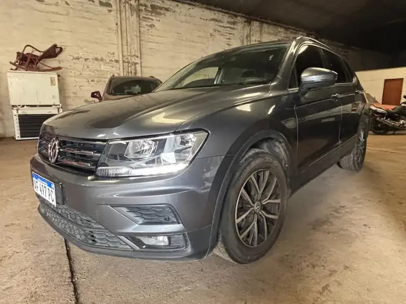 VW TIGUAN COMFORTLINE 250TSI MODELO 2022